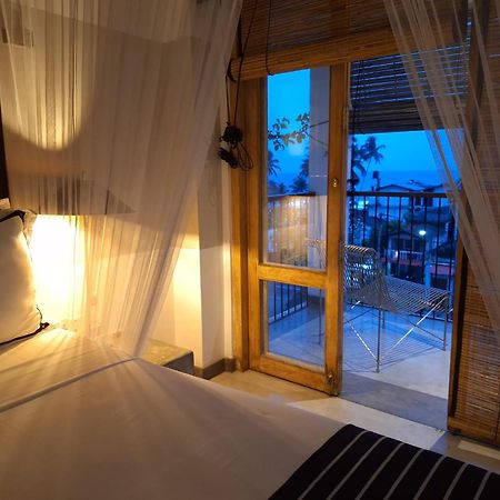 Temptation Hotell Hikkaduwa Exteriör bild