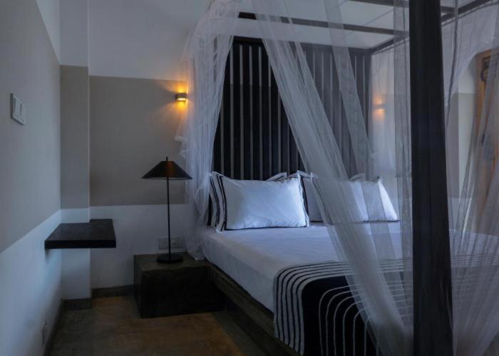 Temptation Hotell Hikkaduwa Exteriör bild